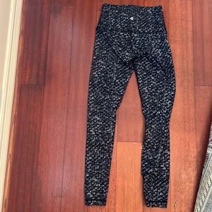 Lululemon Athletica leggings
